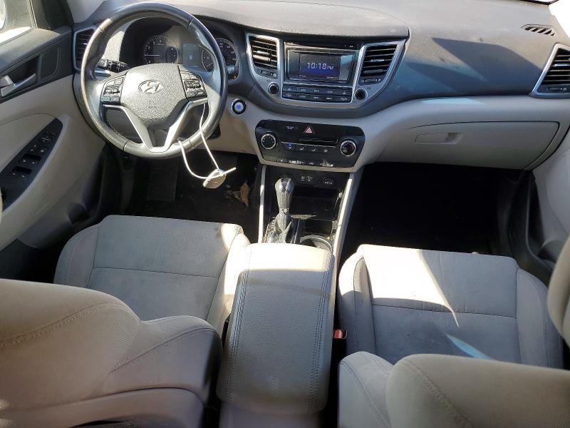 Zdjęcie 8 z aukcji – 2016 HYUNDAI TUCSON z VIN KM8J3CA27GU057372