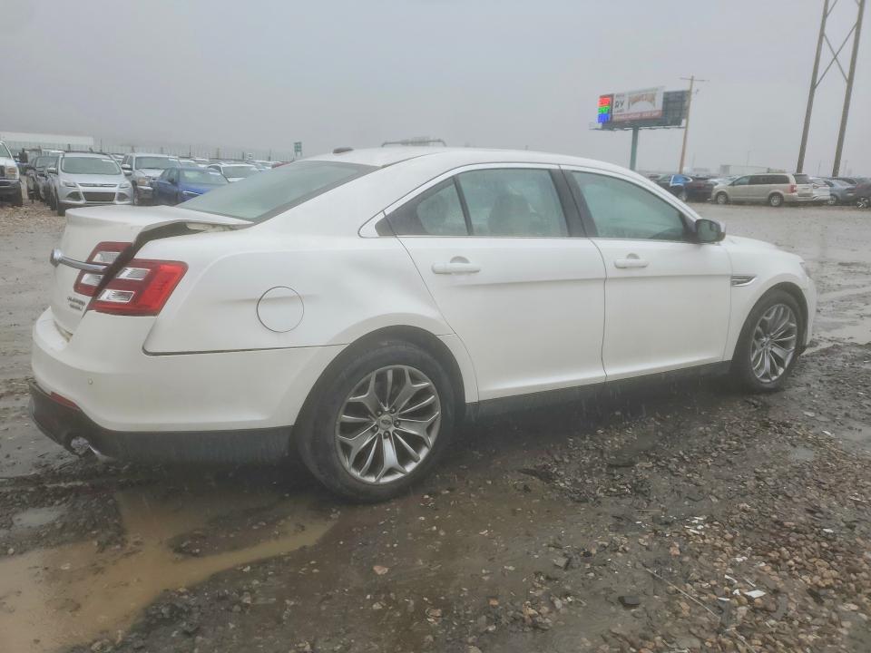 Photo 3 from auction – 2016 FORD TAURUS with VIN 1FAHP2F86GG106693