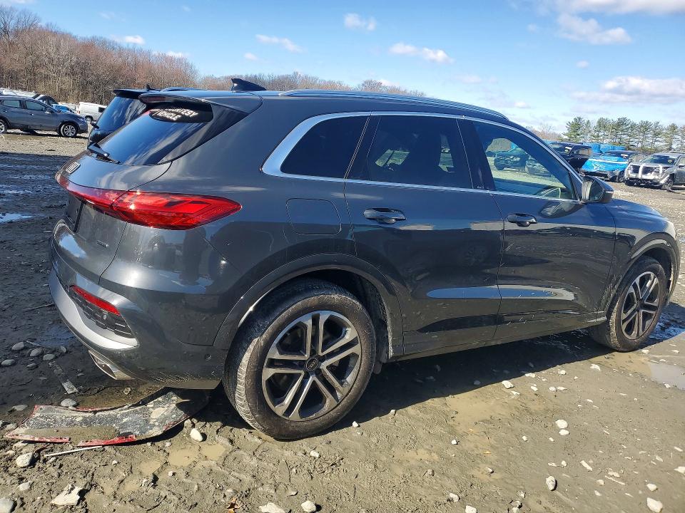 Photo 3 from auction – 2025 AUDI Q5 with VIN WA13AAGU2S2064244