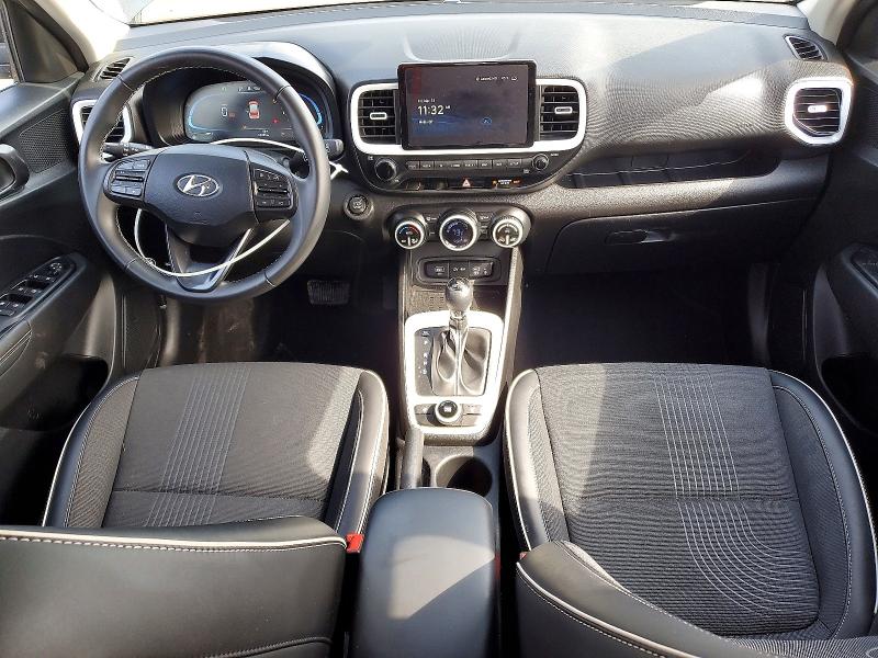 Photo 8 from auction – 2023 HYUNDAI VENUE with VIN KMHRC8A32PU276152