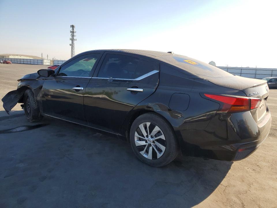 Photo 2 from auction – 2019 NISSAN ALTIMA with VIN 1N4BL4BV9KC221930