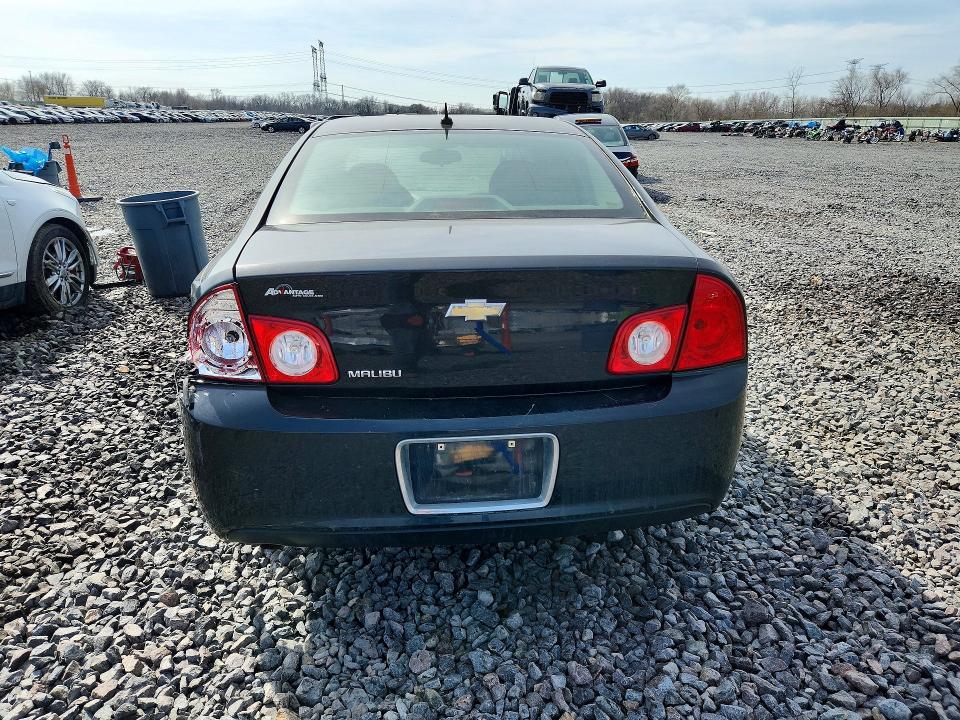 Photo 6 from auction – 2011 CHEVROLET MALIBU with VIN 1G1ZB5E14BF351406