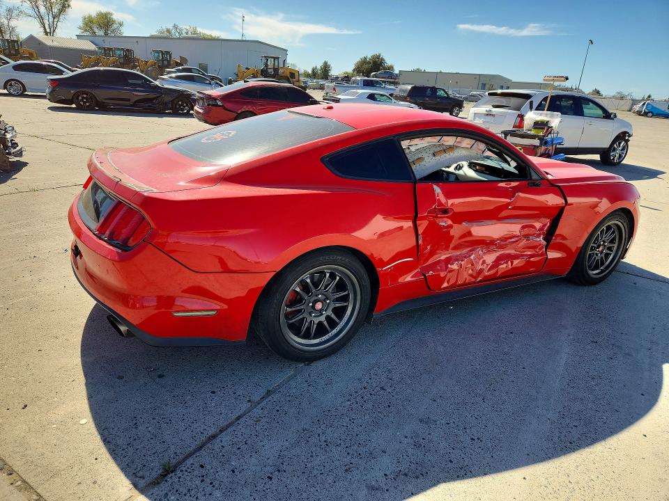 Photo 3 from auction – 2015 FORD MUSTANG with VIN 1FA6P8TH6F5364110