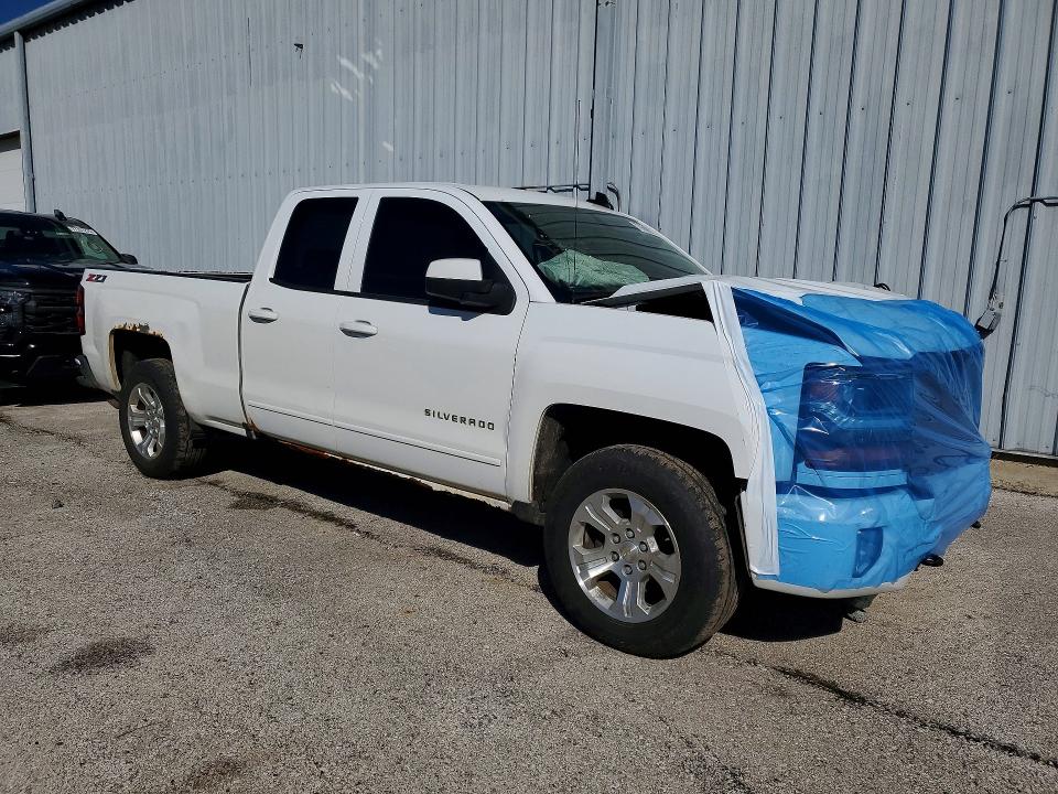 Photo 4 from auction – 2016 CHEVROLET SILVERADO with VIN 1GCVKREC7GZ328853