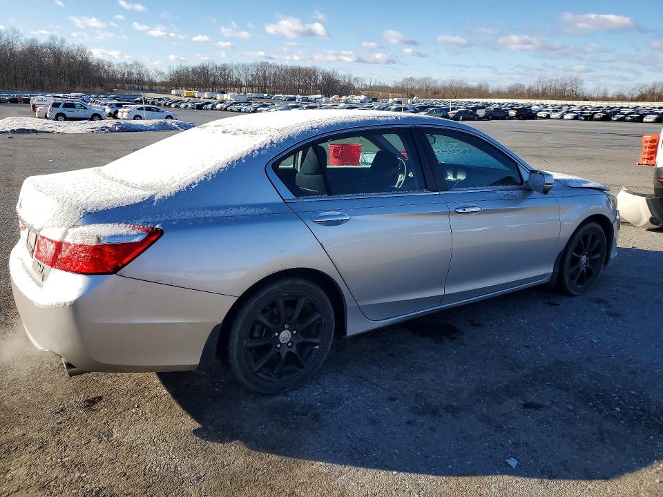 Photo 3 from auction – 2013 HONDA ACCORD with VIN 1HGCR2F79DA023166