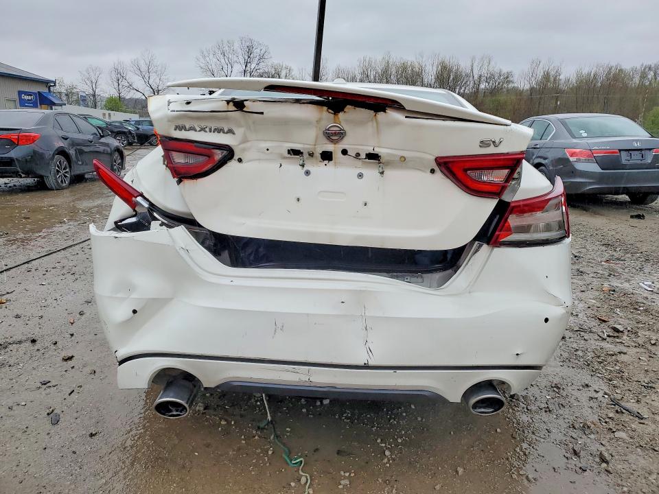 Photo 6 from auction – 2017 NISSAN MAXIMA with VIN 1N4AA6AP2HC429902