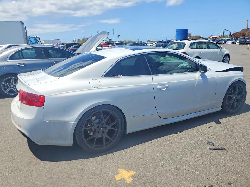 Снимка 3 от търг – 2013 AUDI RS5 с VIN WUAC6AFR3DA901048