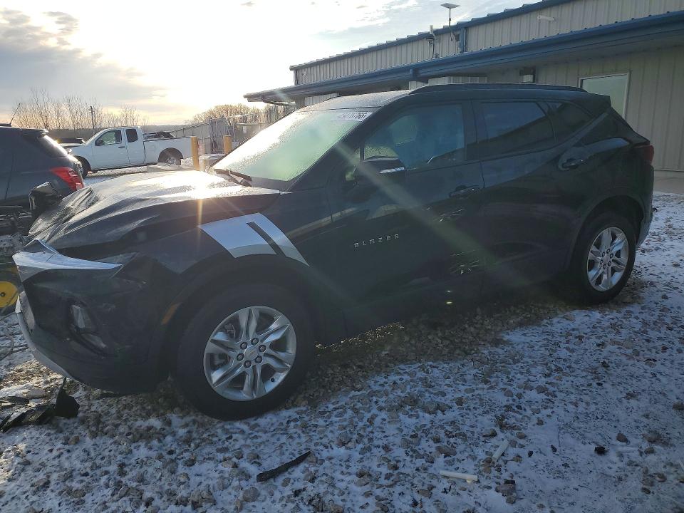 Photo 1 from auction – 2022 CHEVROLET BLAZER with VIN 3GNKBJRS7NS232065