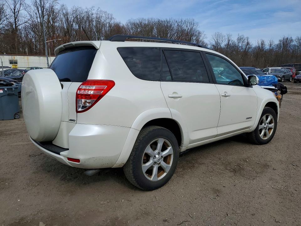 Photo 3 from auction – 2012 TOYOTA RAV4 with VIN 2T3DF4DV7CW201617