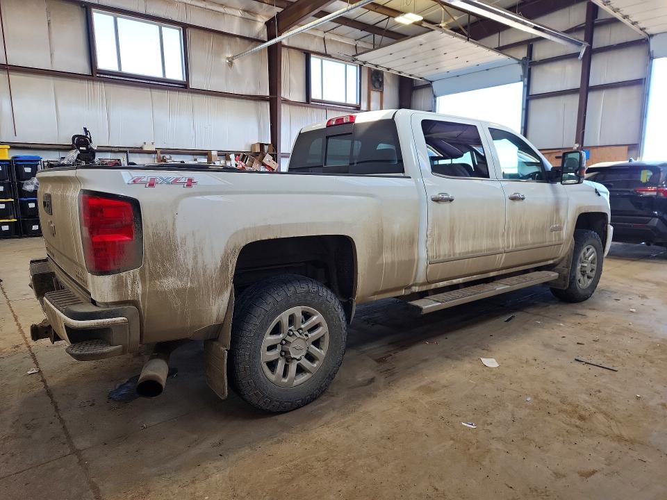 Photo 3 from auction – 2016 CHEVROLET SILVERADO with VIN 1GC4K1E8XGF296085