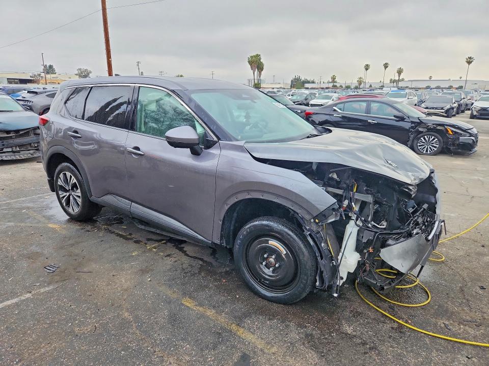 Photo 4 from auction – 2021 NISSAN ROGUE with VIN 5N1AT3BA6MC770383