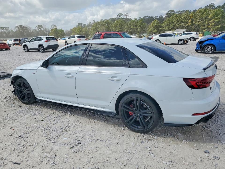 Фото 2 с аукциона – 2018 AUDI A4 с VIN WAUKMAF43JA015324