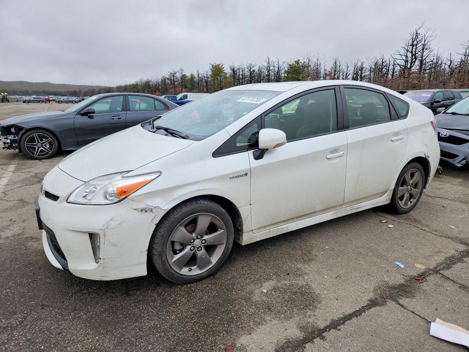 TOYOTA PRIUS 2015 with VIN JTDKN3DU2F0419694 - Photo from auction
