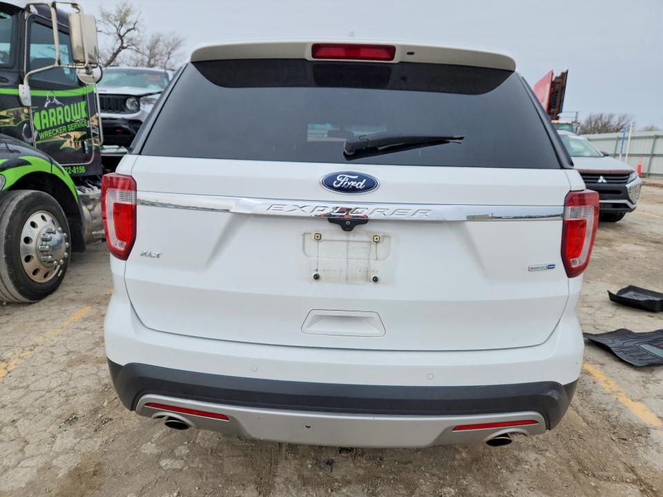 Photo 6 from auction – 2017 FORD EXPLORER with VIN 1FM5K8DH5HGC44417