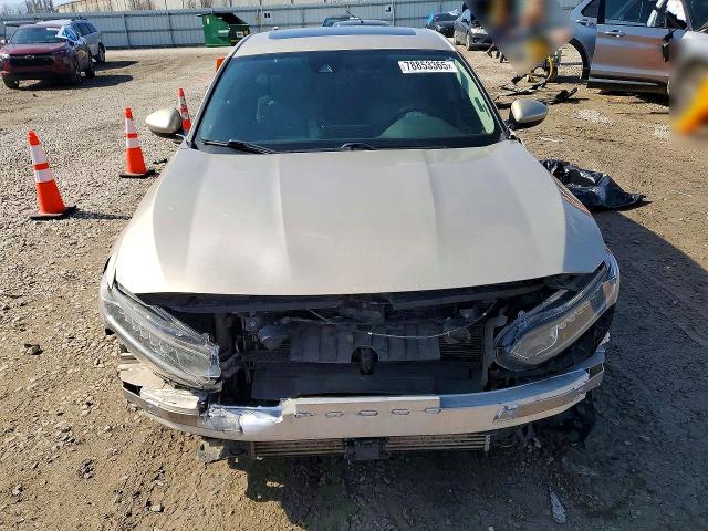 Снимка 5 от търг – 2019 HONDA ACCORD с VIN 1HGCV1F49KA091752