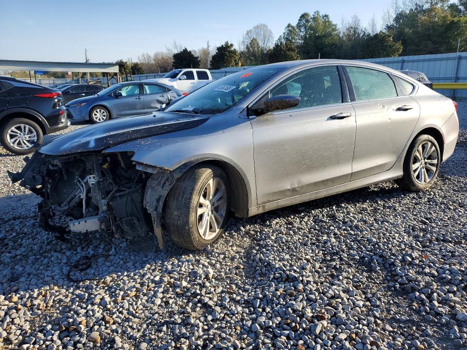 Фото 1 с аукциона – 2016 CHRYSLER 200 с VIN 1C3CCCAB2GN155253