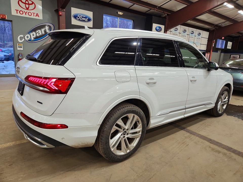 Photo 3 from auction – 2021 AUDI Q7 with VIN WA1AXAF77MD025738