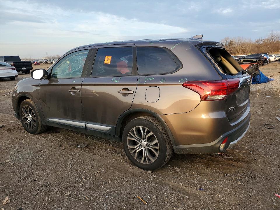 Photo 2 from auction – 2018 MITSUBISHI OUTLANDER with VIN JA4AZ3A39JZ044140