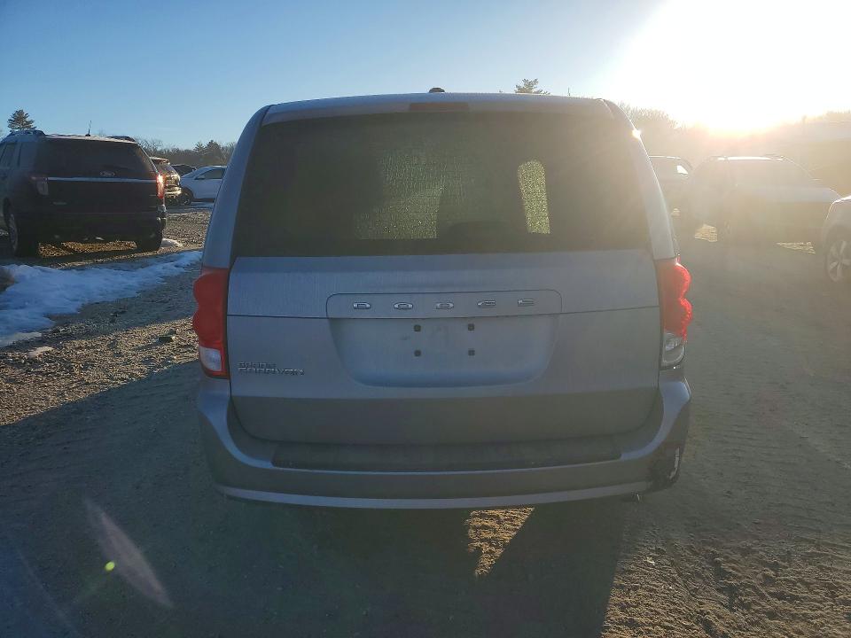 Photo 6 from auction – 2014 DODGE GRAND CARAVAN with VIN 2C4RDGBGXER468992