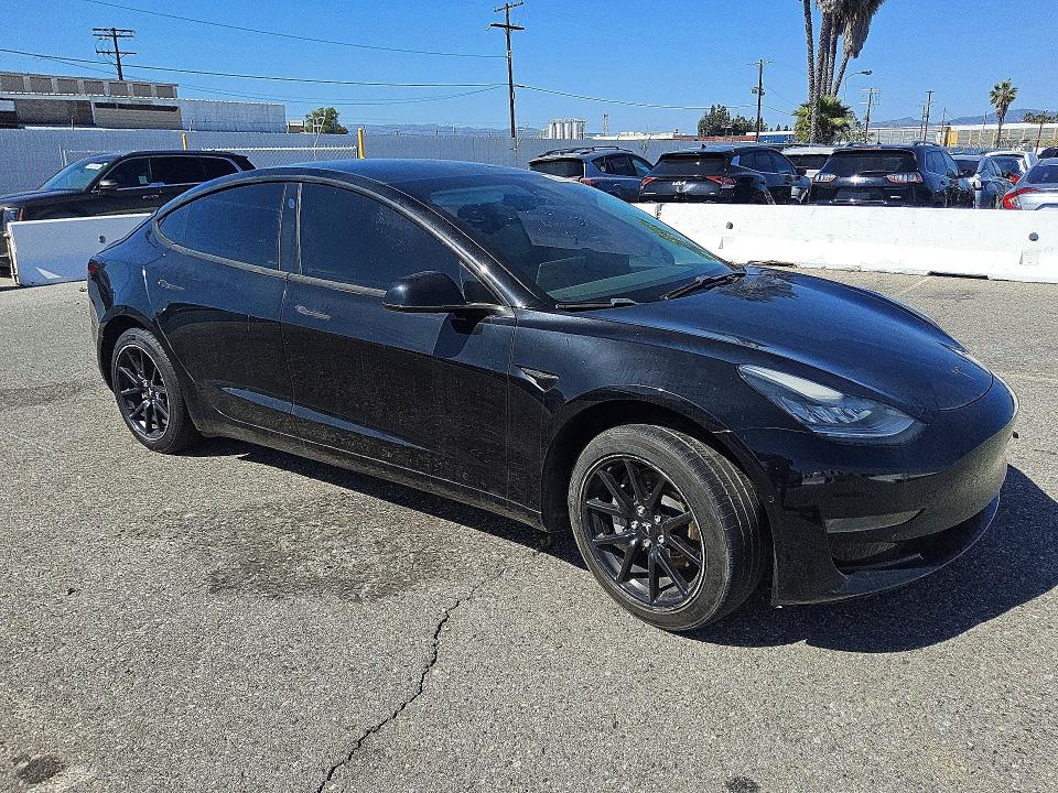 Фото 4 с аукциона – 2019 TESLA MODEL 3 с VIN 5YJ3E1EA1KF434907