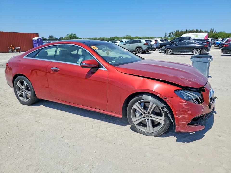 Photo 4 from auction – 2018 MERCEDES-BENZ E with VIN WDD1J6FB3JF020552