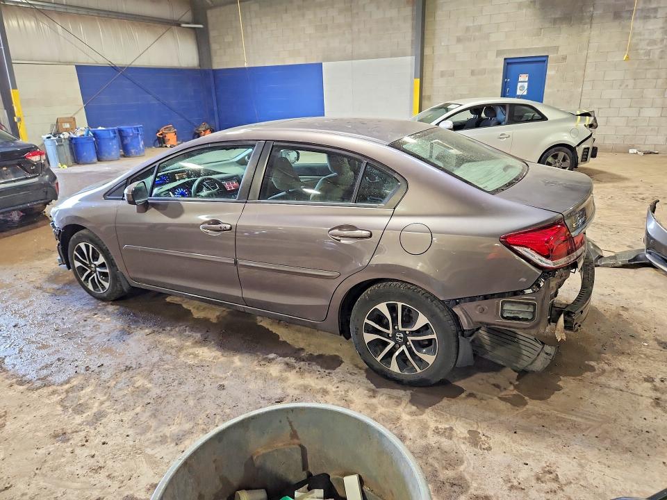 Photo 2 from auction – 2015 HONDA CIVIC with VIN 19XFB2F82FE235156