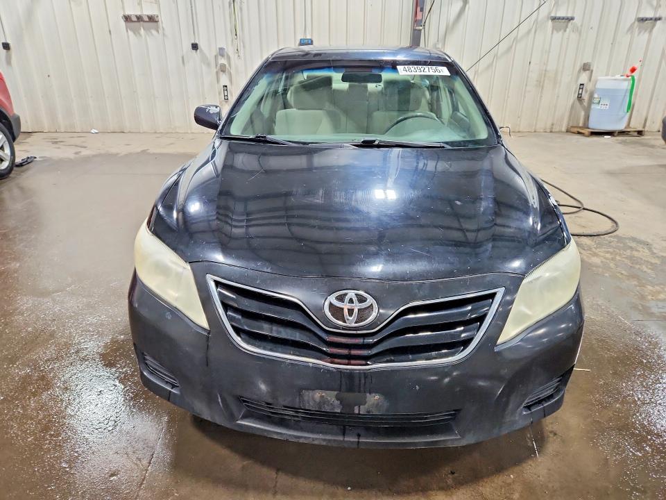 Photo 5 from auction – 2011 TOYOTA CAMRY with VIN 4T1BF3EK6BU702835