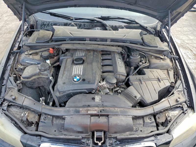 Photo 11 from auction – 2011 BMW 328 with VIN WBAPH7C55BE681654