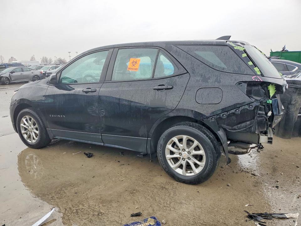 Photo 2 from auction – 2020 CHEVROLET EQUINOX with VIN 2GNAXHEV8L6147852