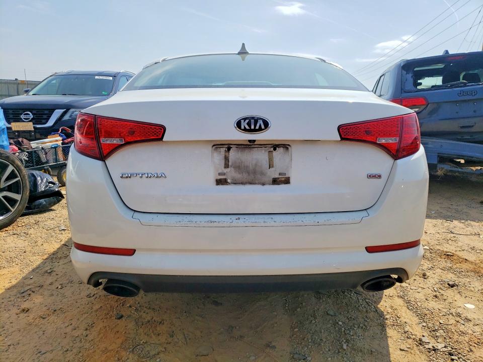 Photo 6 from auction – 2013 KIA OPTIMA with VIN 5XXGM4A77DG176277