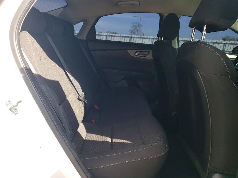 Photo 10 from auction – 2020 KIA FORTE with VIN 3KPF24AD4LE237082