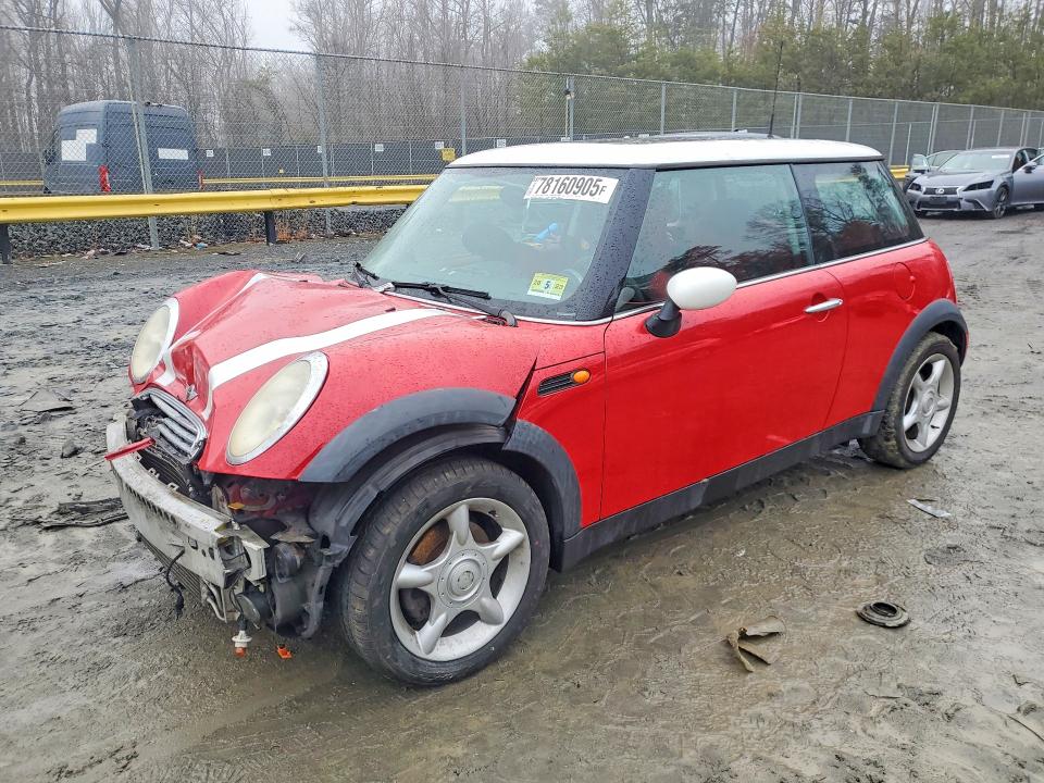 MINI COOPER 2003 with VIN WMWRC33473TE17164 - Photo from auction
