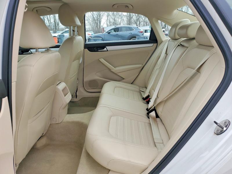 Photo 10 from auction – 2012 VOLKSWAGEN PASSAT with VIN 1VWBM7A37CC068360