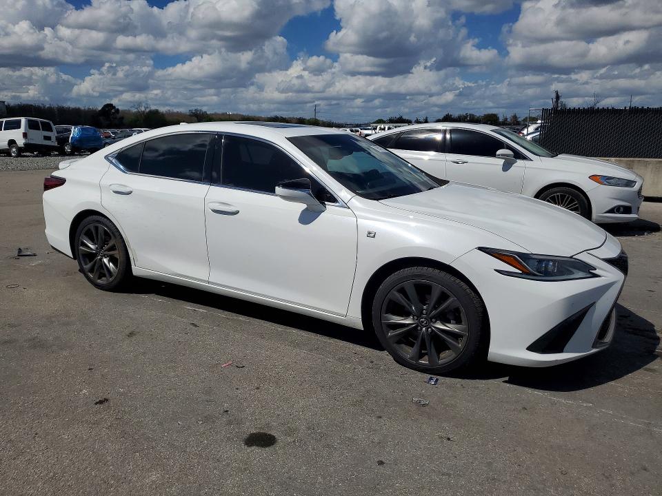 Photo 4 from auction – 2019 LEXUS ES 350 with VIN 58ABZ1B10KU026821