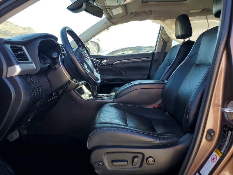 Photo 7 from auction – 2018 TOYOTA HIGHLANDER with VIN 5TDYZRFH8JS279660