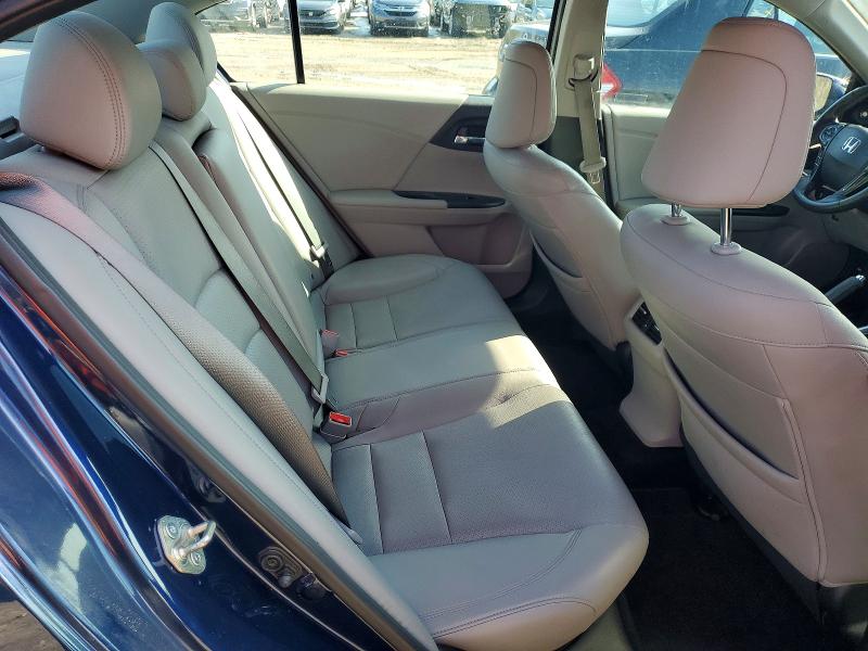 Photo 10 from auction – 2017 HONDA ACCORD with VIN 1HGCR3F81HA006771