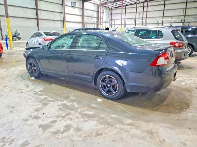 Photo 2 from auction – 2010 MERCURY MILAN with VIN 3MEHM0HA1AR601437