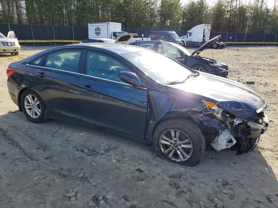 Снимка 4 от търг – 2013 HYUNDAI SONATA с VIN 5NPEB4AC2DH541947