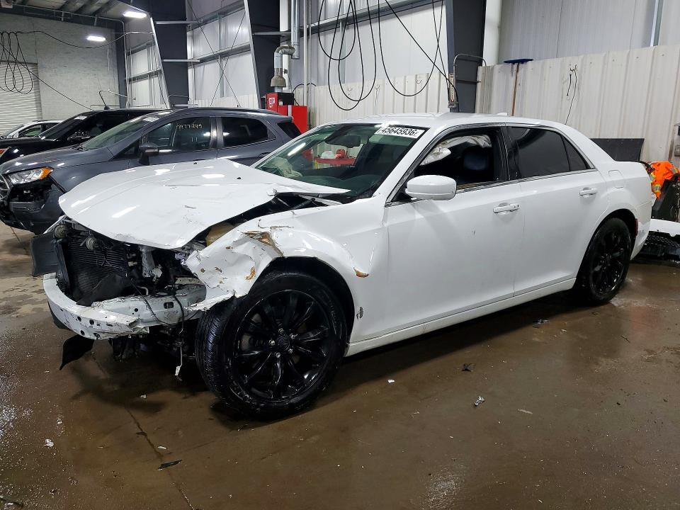 CHRYSLER 300 2017 with VIN 2C3CCARG9HH571489 - Photo from auction