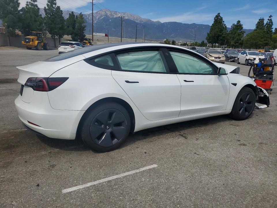 صورة رقم 3 من المزاد - 2023 TESLA MODEL 3 مع VIN 5YJ3E1EA9PF395698