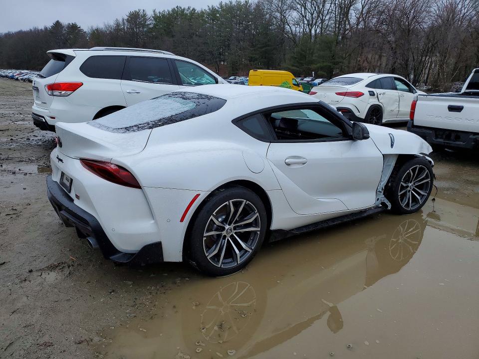 Photo 3 from auction – 2021 TOYOTA SUPRA with VIN WZ1DB2C03MW041889