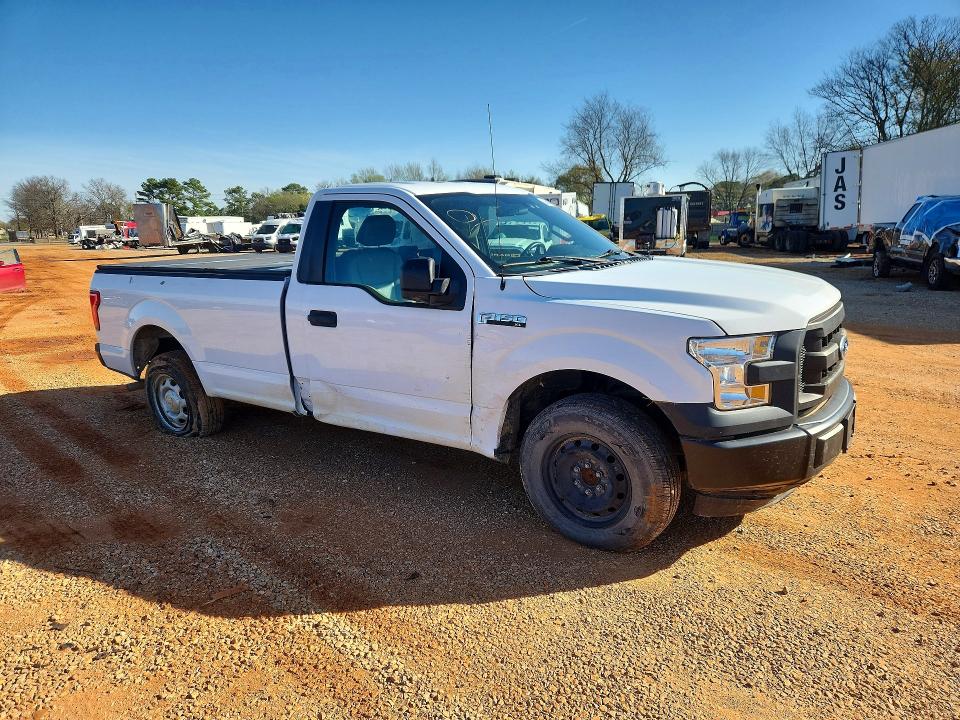 Photo 4 from auction – 2017 FORD F150 with VIN 1FTMF1C86HKD02724