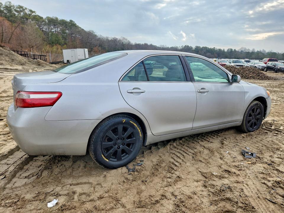 Photo 3 from auction – 2009 TOYOTA CAMRY with VIN 4T1BE46K69U358604