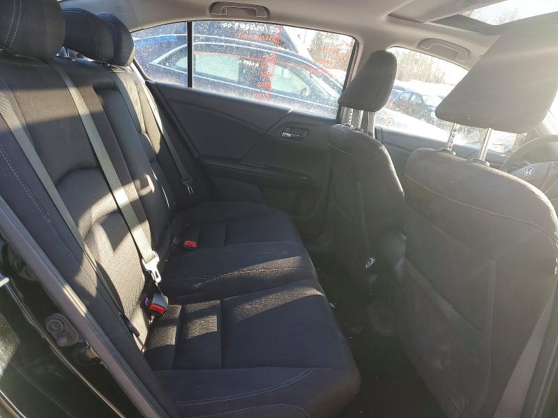 Photo 10 from auction – 2015 HONDA ACCORD with VIN 1HGCR2F55FA803814