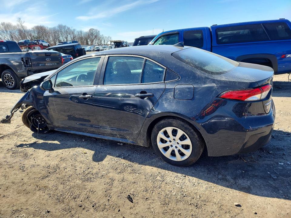 Photo 2 from auction – 2025 TOYOTA COROLLA with VIN 5YFB4MDE9SP342582