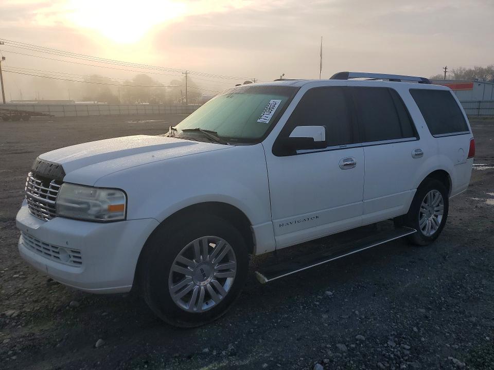 LINCOLN NAVIGATOR 2010 with VIN 5LMJJ2H54AEJ02282 - Photo from auction