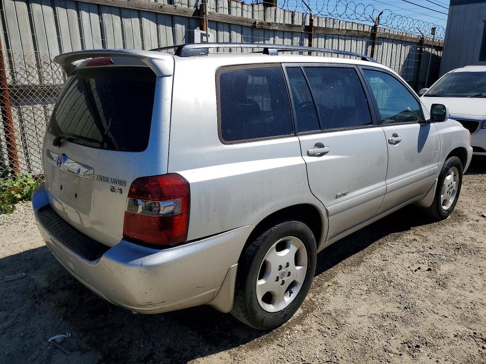 Photo 3 from auction – 2006 TOYOTA HIGHLANDER with VIN JTEDP21A860119483