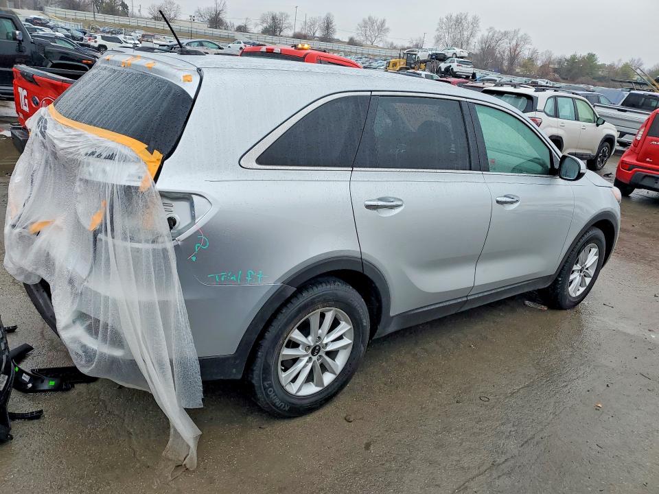 Photo 3 from auction – 2019 KIA SORENTO with VIN 5XYPG4A34KG575712