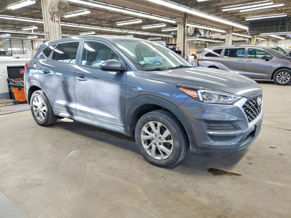 Photo 4 from auction – 2019 HYUNDAI TUCSON with VIN KM8J2CA47KU882437