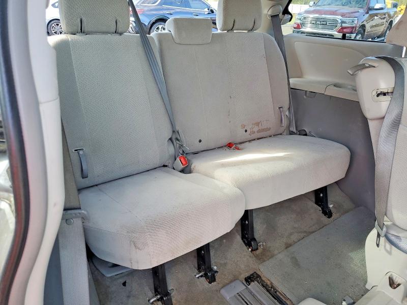Photo 10 from auction – 2014 TOYOTA SIENNA with VIN 5TDKK3DC2ES417598